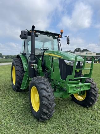 Image of John Deere 6105E equipment image 4