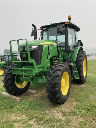 Main image John Deere 6105E