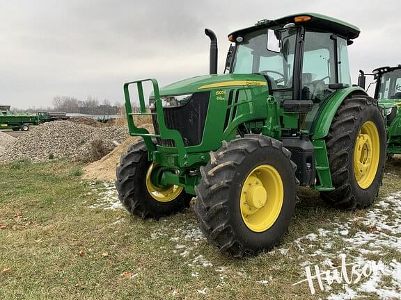 Image of John Deere 6105E equipment image 1