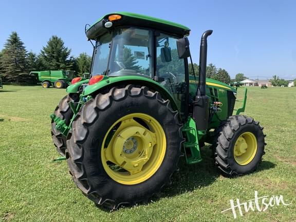 Image of John Deere 6105E equipment image 2