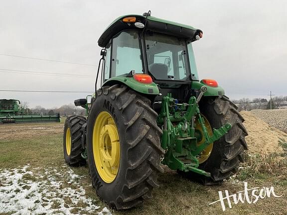 Image of John Deere 6105E equipment image 3