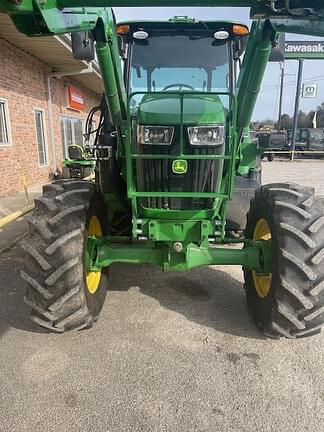 Image of John Deere 6105E equipment image 4