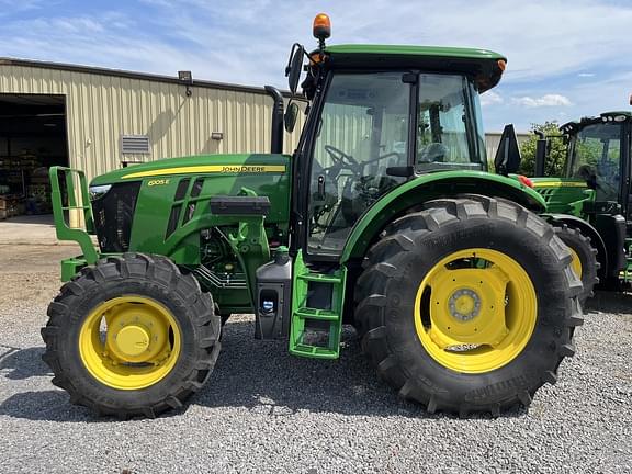 Image of John Deere 6105E equipment image 1