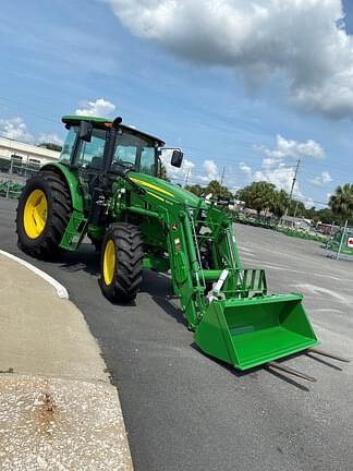 Image of John Deere 6105E equipment image 2