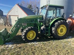 Main image John Deere 6105E 3