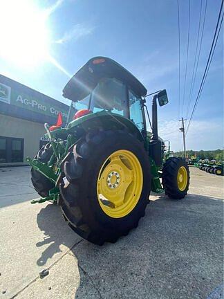 Image of John Deere 6105E equipment image 2