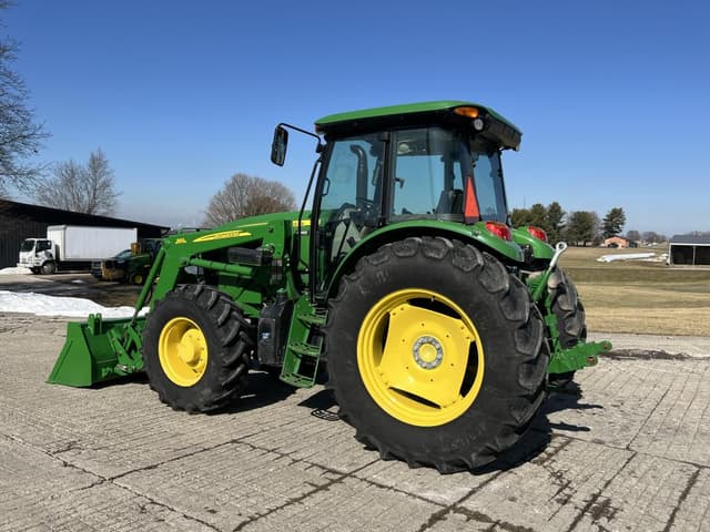 Image of John Deere 6105E equipment image 3