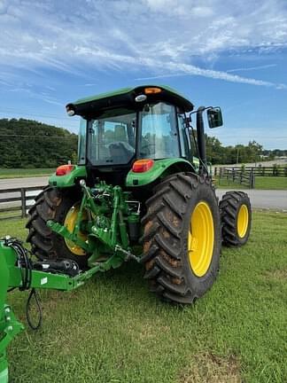 Image of John Deere 6105E equipment image 4