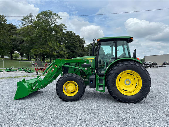 Image of John Deere 6105E equipment image 2