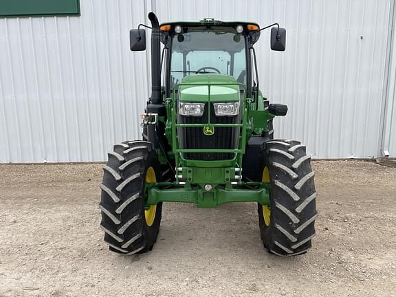 Image of John Deere 6105E equipment image 2