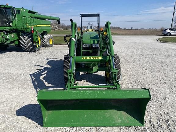 Image of John Deere 6105E equipment image 2