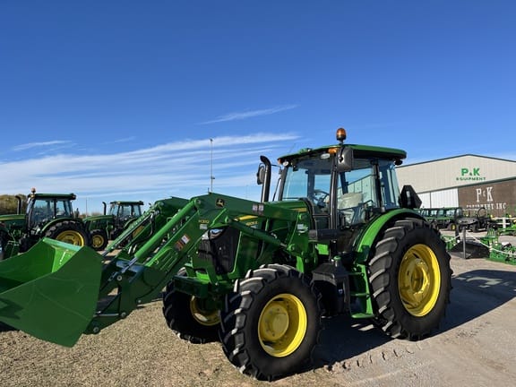 Main image John Deere 6105E