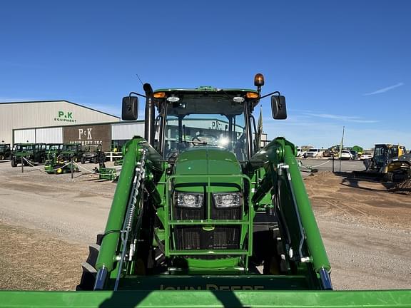 Image of John Deere 6105E equipment image 3