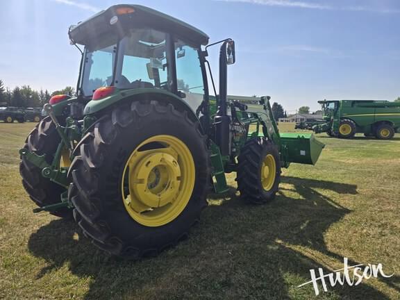 Image of John Deere 6105E equipment image 3