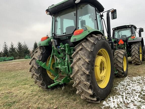 Image of John Deere 6105E equipment image 2