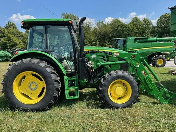 Image of John Deere 6105E equipment image 1