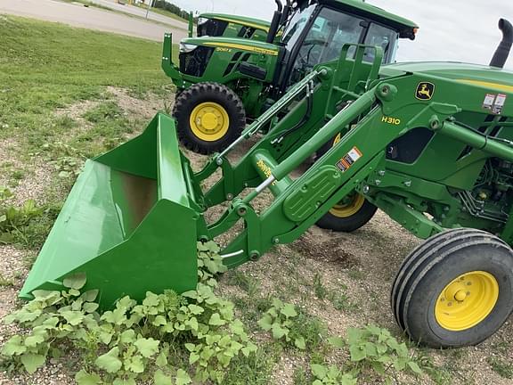 Image of John Deere 6105E equipment image 1