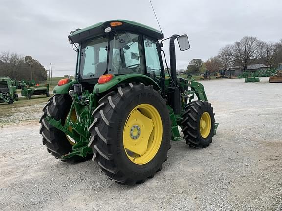 Image of John Deere 6105E equipment image 4