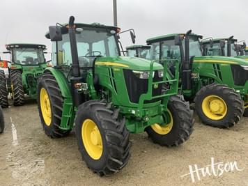Main image John Deere 6105E