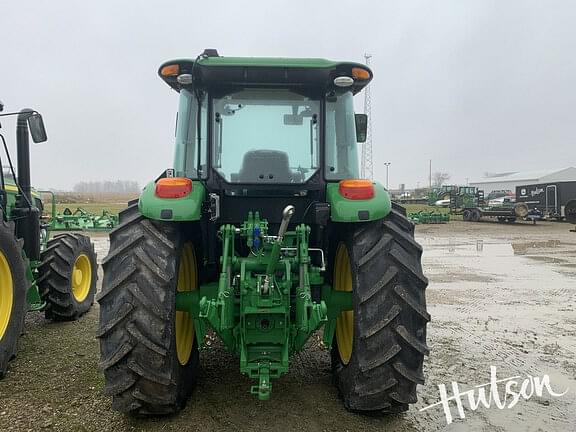 Image of John Deere 6105E equipment image 4