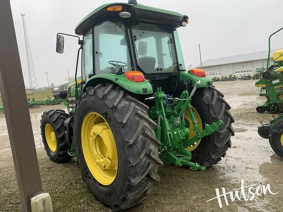 Image of John Deere 6105E equipment image 3