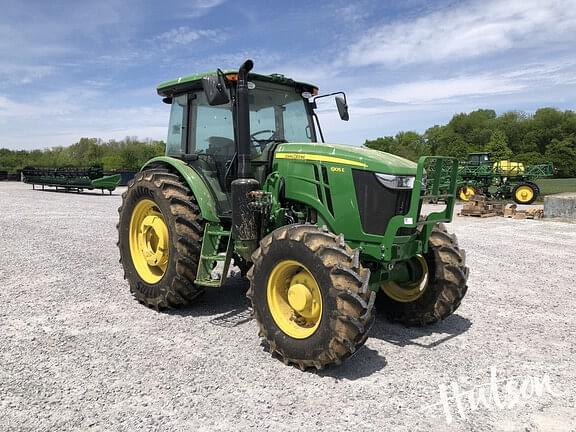 Image of John Deere 6105E equipment image 1