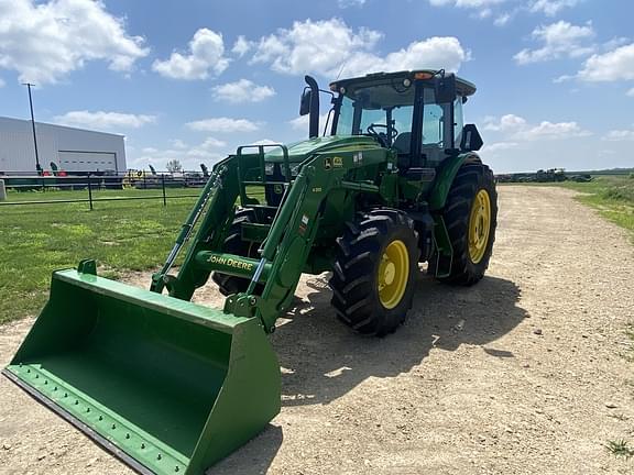 Image of John Deere 6105E Primary image