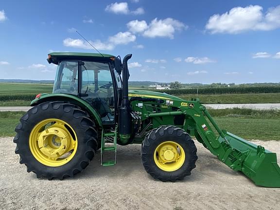 Image of John Deere 6105E equipment image 3