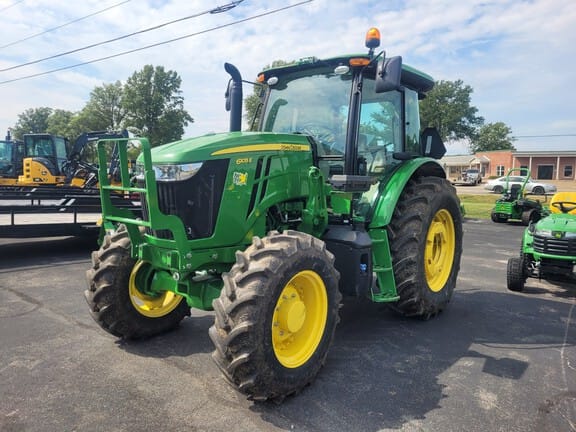 2023 John Deere 6105E Equipment Image0