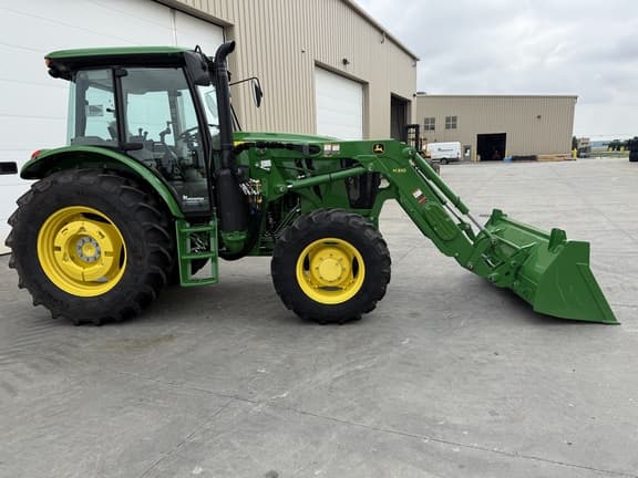 Image of John Deere 6105E equipment image 1