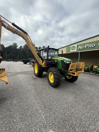 Image of John Deere 6105E equipment image 2