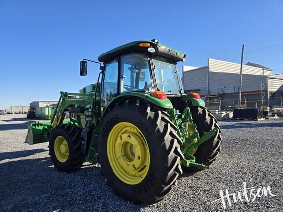 Image of John Deere 6105E equipment image 4