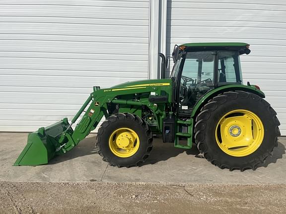 Image of John Deere 6105E Primary image