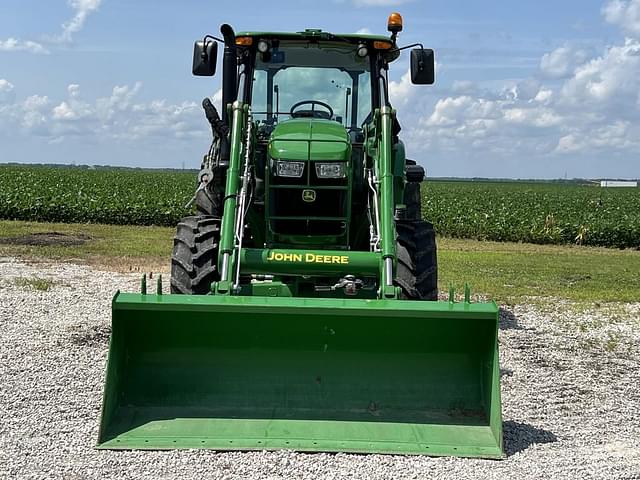 Image of John Deere 6105E equipment image 4