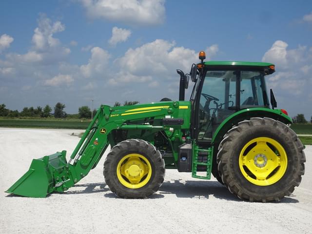 Image of John Deere 6105E equipment image 2
