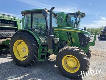 Main image John Deere 6105E