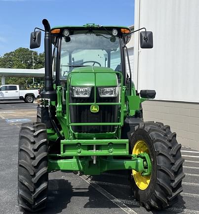 Image of John Deere 6105E equipment image 1