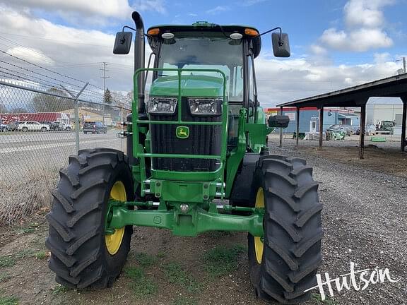 Image of John Deere 6105E equipment image 2