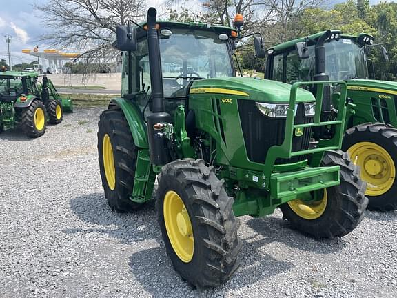 Image of John Deere 6105E equipment image 2