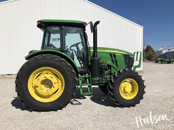 Image of John Deere 6105E equipment image 4