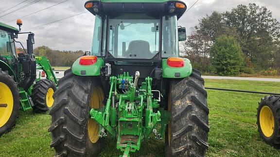 Image of John Deere 6105E equipment image 3