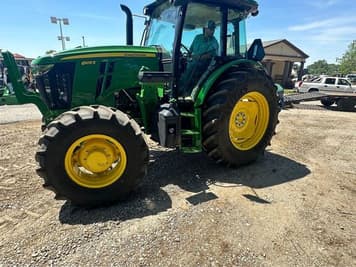 Main image John Deere 6105E