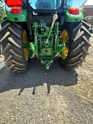 Image of John Deere 6105E equipment image 2