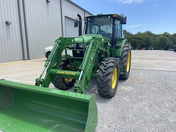 Image of John Deere 6105E equipment image 4