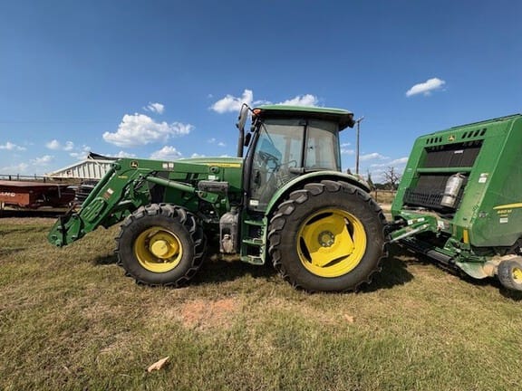 2023 John Deere 6105E Equipment Image0