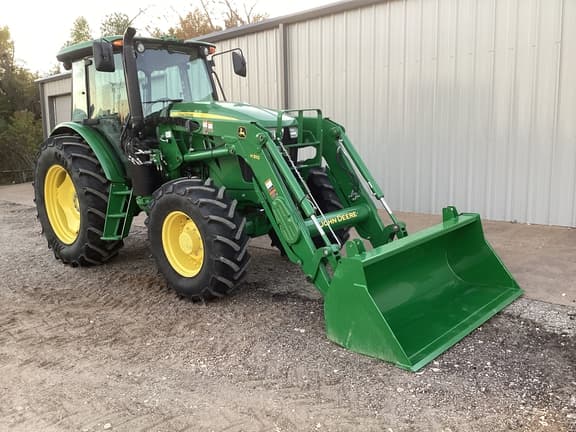 Image of John Deere 6105E equipment image 3