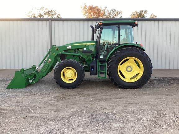 2023 John Deere 6105E Equipment Image0