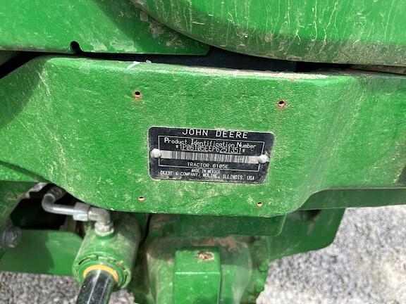 Image of John Deere 6105E equipment image 1