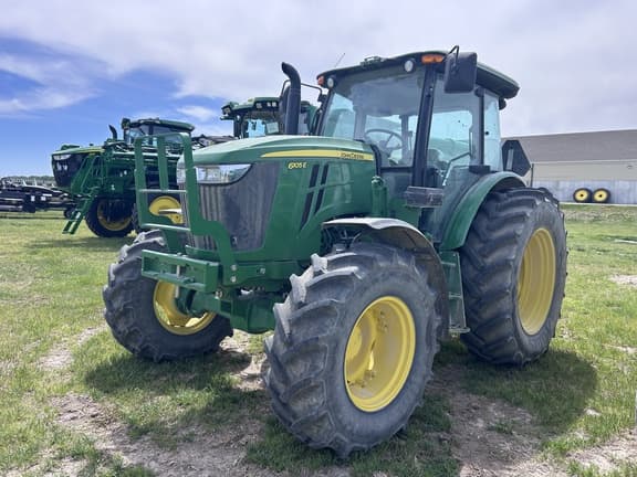 Image of John Deere 6105E Primary image