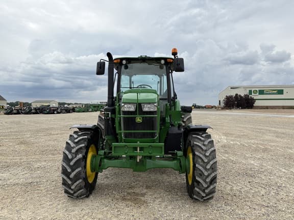 Image of John Deere 6105E equipment image 1